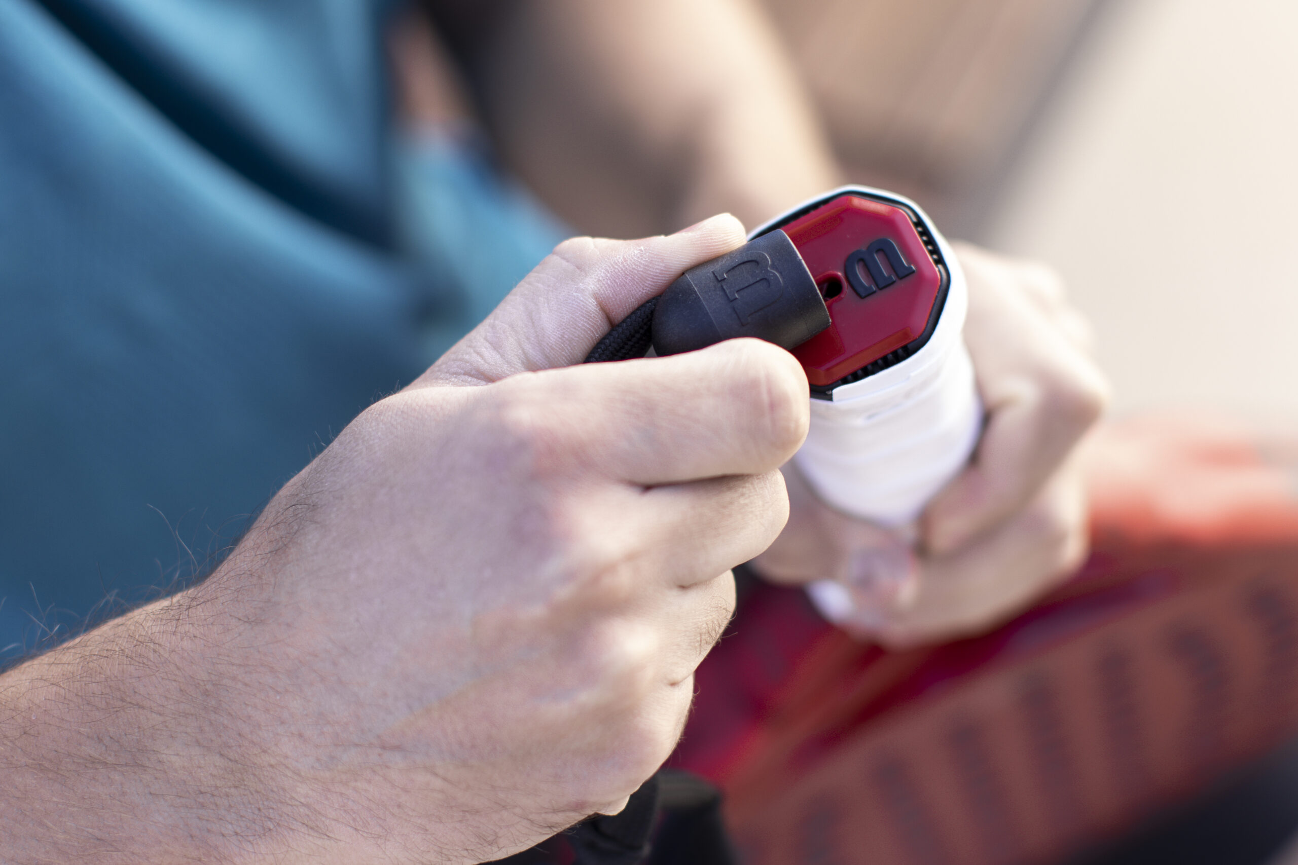 Cordão Wilson Wrist Confort Cuff Black